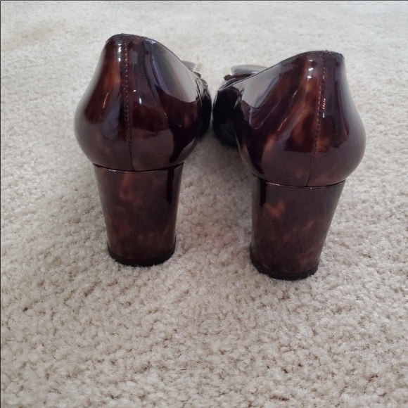 Tortoise Shell Stuart Weitzman - Picture 3 of 3